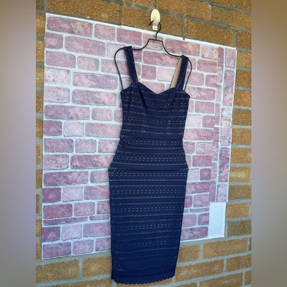 Dress the Population Navy Lace Nicole Dress size small - Picture 6 of 16